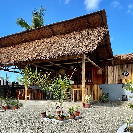 Momo Hostel Moalboal Eksteriør bilde