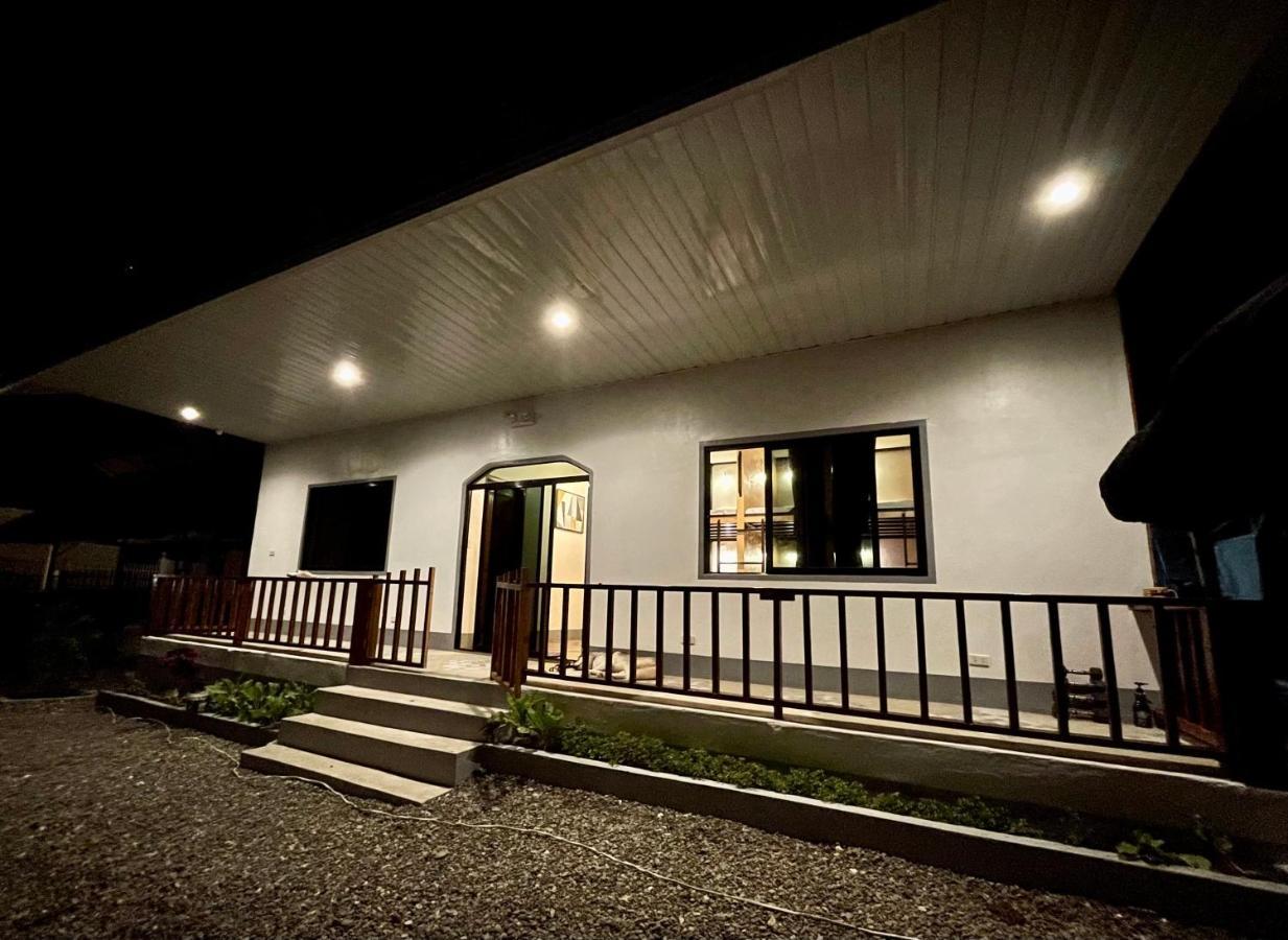 Momo Hostel Moalboal Eksteriør bilde
