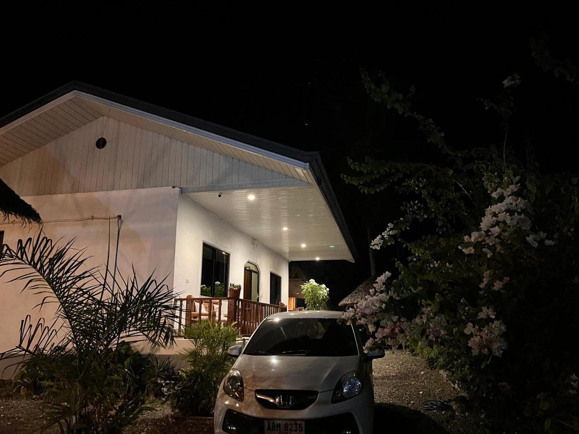 Momo Hostel Moalboal Eksteriør bilde